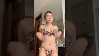 bikini TikTok be like...