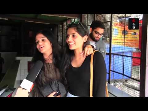 Dear Zindagi Audience Reaction: Alia Bhatt And Shah Rukh Khan Impress Viewers Screen