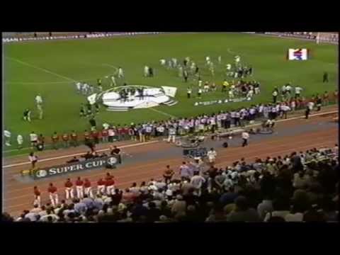 Lazio - Manchester United 1999 résumé et célébration d'après match