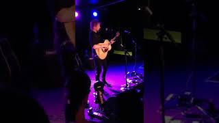 Tom McRae - Ghost of a Shark / Freefallin&#39;