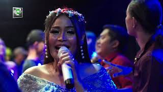 Download lagu DIAN ANIC - MELEKAN WADON. ANICA NADA MALAM. EDISI 09 JUNI 2019. KEJUDEN. DEPOK - CIREBON mp3