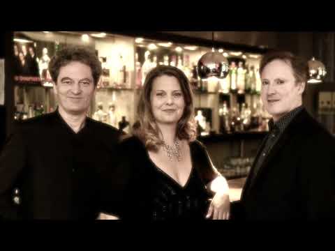 Jazzband Berlin | On The Sunny Side Of The Street  - Sunset Deluxe Trio | Swing Classics