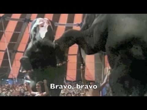 Os Saltimbancos Trapalhões - Piruetas - Chico Buarque (com legendas)