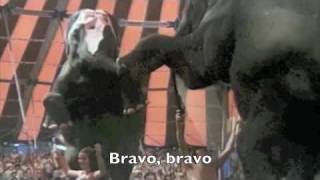 Os Saltimbancos Trapalhões - Piruetas - Chico Buarque (com legendas)