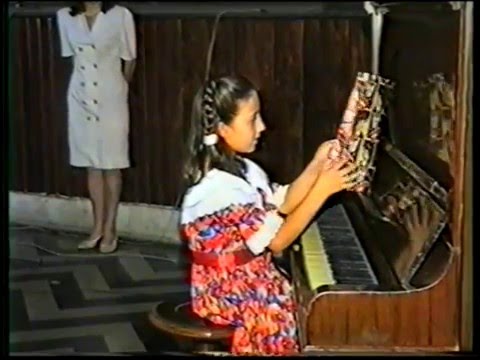 Concierto de Piano de 1996 - Conservatorio D'ANDREA - Profesora Lili Deflina Llicas