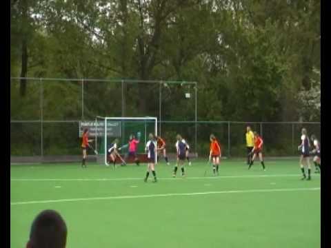 MA2 scoort uit strafcorner