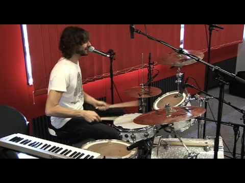 Studio Brussel: Gotye 'Learnalilgivinanlovin'