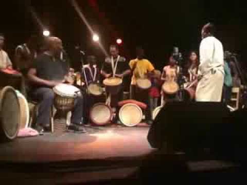 Gwo-ka rencontre a la Commune/ Roger Raspail