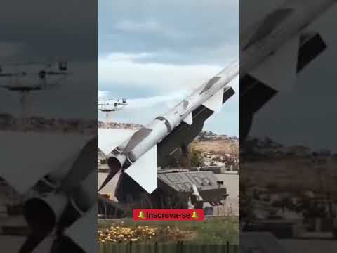 foi fazer graça e ativou um míssil 😱🤯