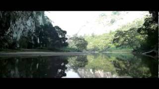 preview picture of video 'North Vietnam motorcycle tours - Ba Be Lake'