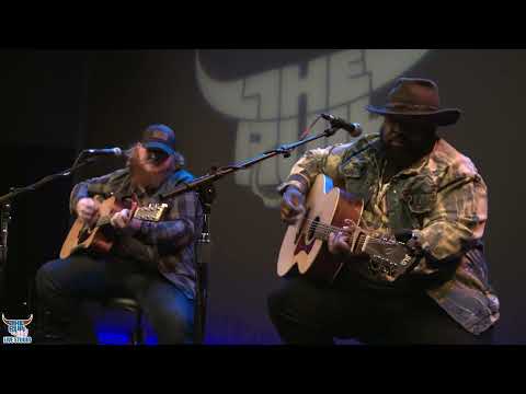 Neon Union - How You Don't at 98.7 The Bull | PNC Live Studio Session