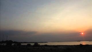 preview picture of video 'Sunset di Pantai Sembilangan'