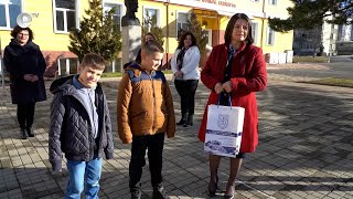За пример: Второкласници намериха и предадоха голяма сума пари в полицията