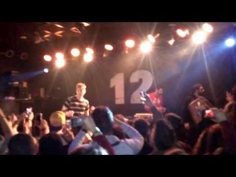 NIKONE EN MURCIA / PAL PULMON A CAPELLA