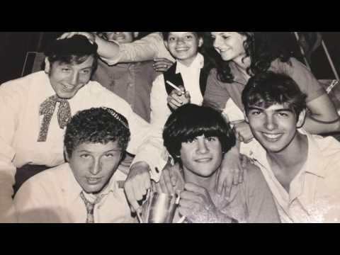 AVNEI HA KOTEL - WUS GEWEN