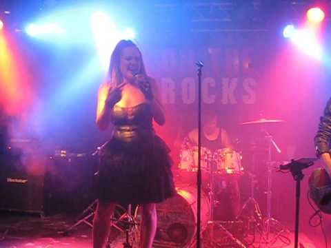 NETTA DAHLBERG Run For Cover - Pour Some Sugar On Me