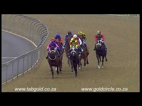 20181031 Greyville express clip Race 8 won by WAITING FOR CHANGE