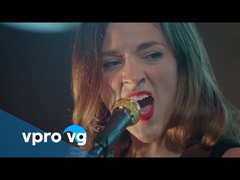 Becca Stevens & Chamber Tones - Lean On (live @TivoliVredenburg Utrecht)