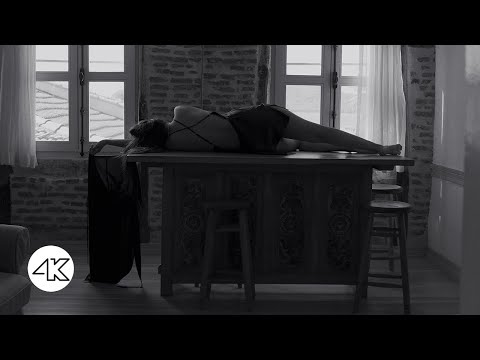 Hande Ünsal - Sen Yokken (Akustik Video)