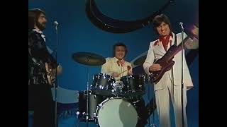 The Shadows - Let Me Be The One (United Kingdom) - LIVE - Eurovision 1975 Grand Final