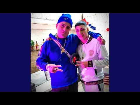 Por Mi Familia (feat. Oscar Danger Boy)