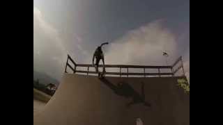 Marco Mina   Under the influence of meat puppets......