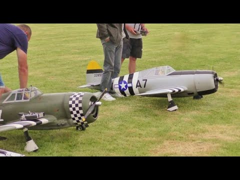 WW2 RC WARBIRD  DISPLAY - SPITFIRE & TWO THUNDERBOLTS - WESTON PARK - 2021
