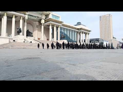 THE HU ‐ BIYELGEE FLASH MOP 2020