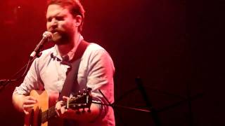 Scott Hutchison of Frightened Rabbit- My Backwards Walk (live)