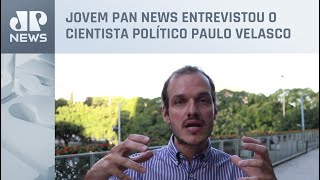 Bolsonaro dá entrada em pedido de visto de turista nos EUA; cientista político explica