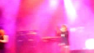 Magnus Uggla-Dansar aldrig nykter