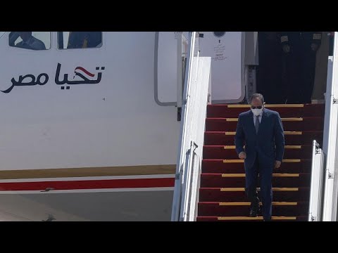 السيسي يصبح أول رئيس مصري يزور العراق منذ عقود