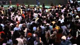 WATTSTAX - 1972 - Rufus Thomas - Do The Funky Chicken.mp4
