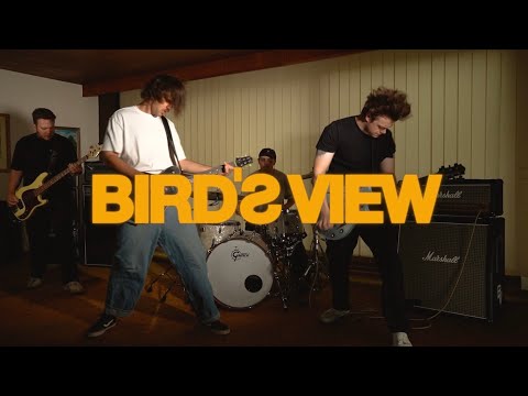 BIRD'S VIEW - Selling a Hand