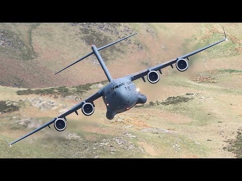 MAJESTIC  C-17 GLOBEMASTER FLIES LOW THROUGH THE LAKE DISTRICT 4K