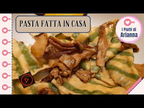 Triangolini ripieni con Salsiccia e Ricotta ai Funghi Porcini - #shorts