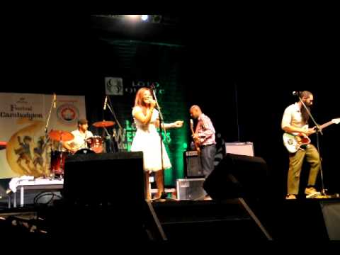 Dengue Fever Live ~ Mork Pe Noss Mork Pe Na