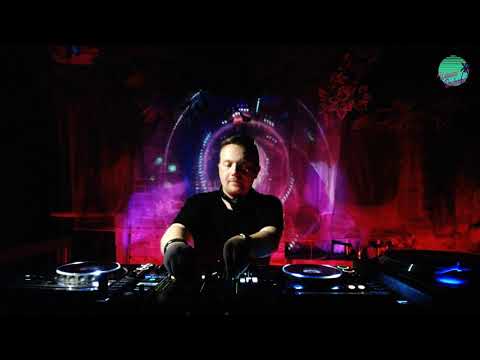 Larix DJ set / Warsaw Boulevard 019-3