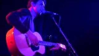 Paul Dempsey (SFK) &#39;Beautiful Sharks&#39; live at POW