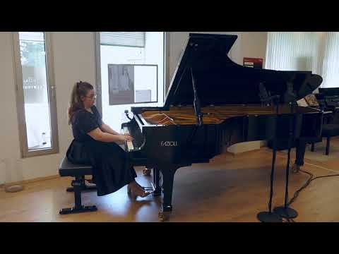 A. Ginastera: Suite de Danzas Criollas op. 15 - Melika Buza