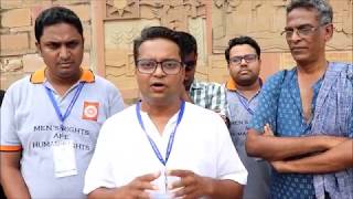 Partha TR telling about the #PindDaan organised at Manikarnika ghat in Varanasi