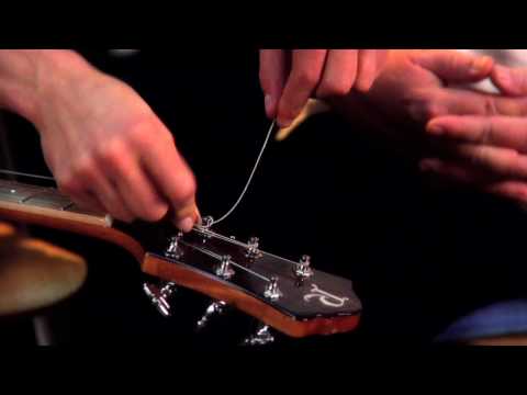 Tenacious D - KG: String Change GUITARINGS