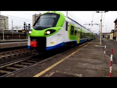 ETR104 017 Trenord - Milano Greco - 15/12/2022