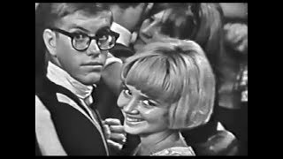 American Bandstand 1964 - Spotlight Dance- Anyone Who Knows What Love Is, Irma Thomas