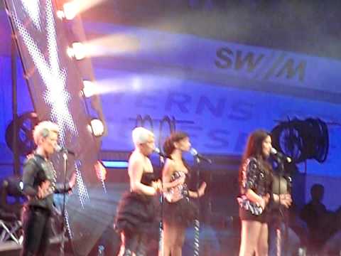 Queensberry - "Hello (Turn Your Radio On)" live @ Twilight New Moon Fanevent München