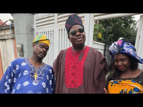 MR MACARONI visits the OTUNBA residence 😂😂 @MrMacaroni