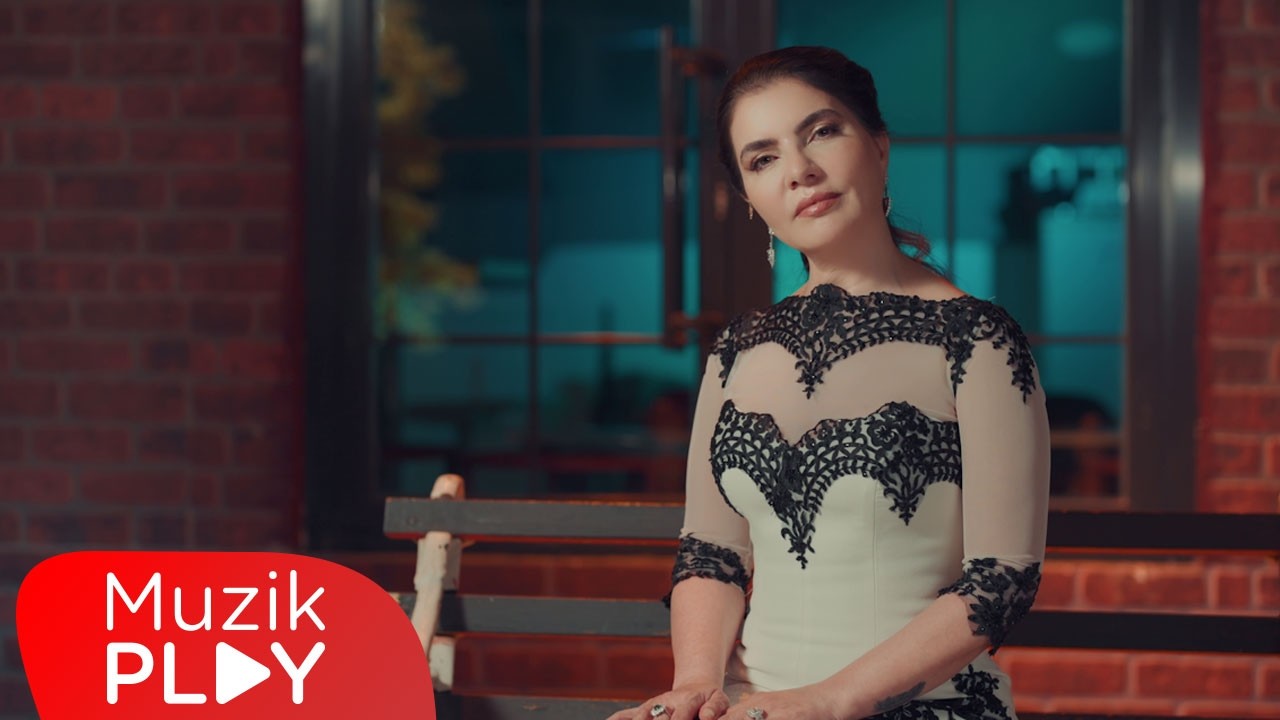 Elif Altıntaş - Söylesene (Official Video)