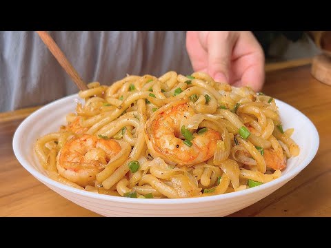 Udon Stir Fry Noodles! 15 Minutes Garlic Shrimp Udon Noodles! Delicious & Easy Dinner!