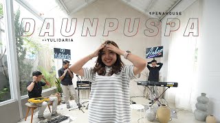 Download lagu Yulidaria - Daun Puspa (Medley) | Live Sessions mp3 Download lagu Yulidaria - Daun Puspa (Medley) | Live Sessions mp3