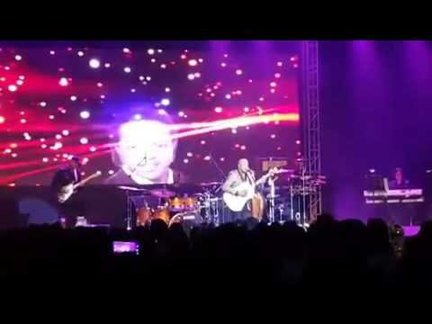 AMAZING! Peabo Byson - Thinking Out Loud ( Ed Sheeran ) Live In Jakarta